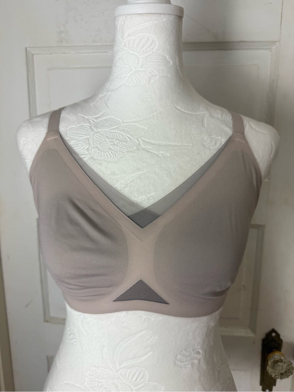 Honeylove Crossover V-Neck Wirefree Bra